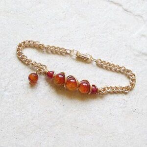 Classy Elegant Casual - Wire Wrapped Beaded Bar Bracelet - Golden Alu Link Chain